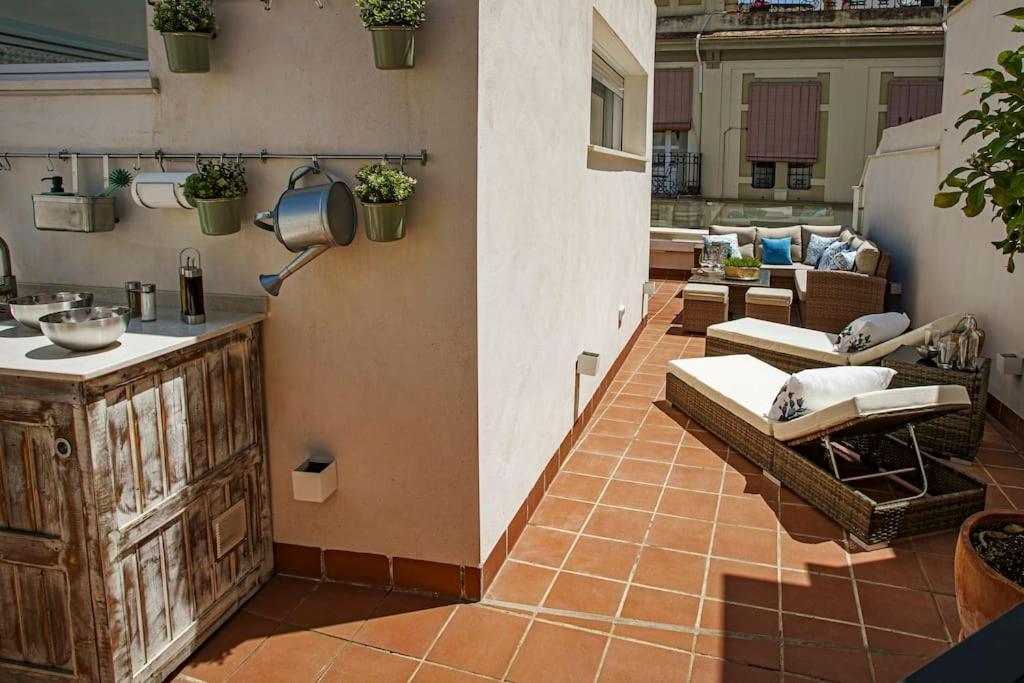 Mini Hotel In The Heart Of Sevilla For Exclusive Usage Exterior foto