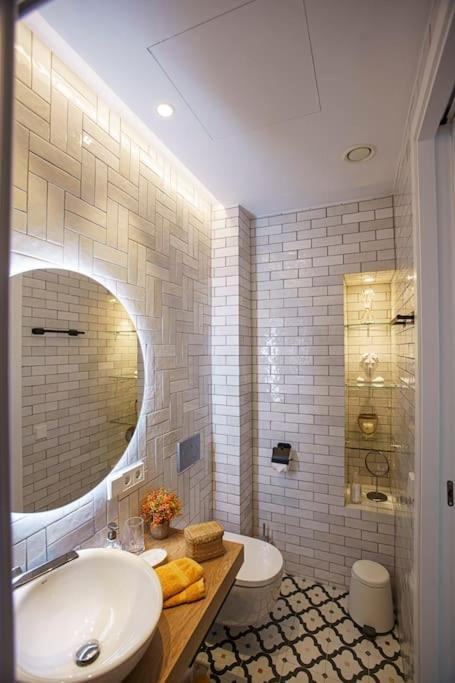 Mini Hotel In The Heart Of Sevilla For Exclusive Usage Exterior foto